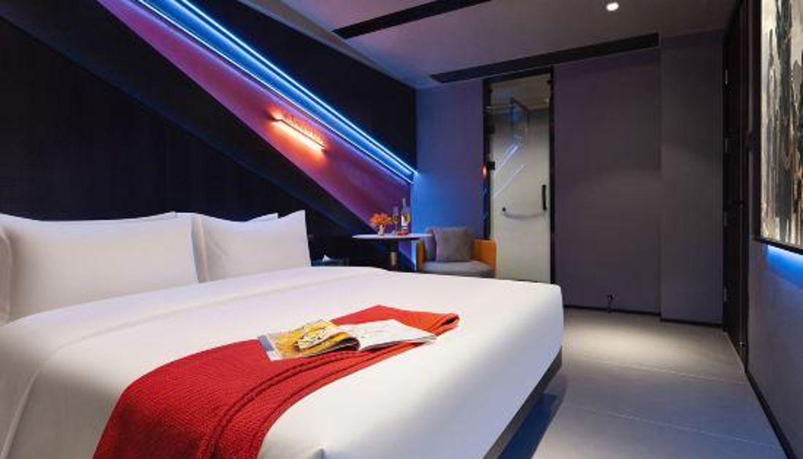 Room - Wuyi Plaza) W Lingjiang Grand Hyatt Hotel (IFS Guojin Center Store