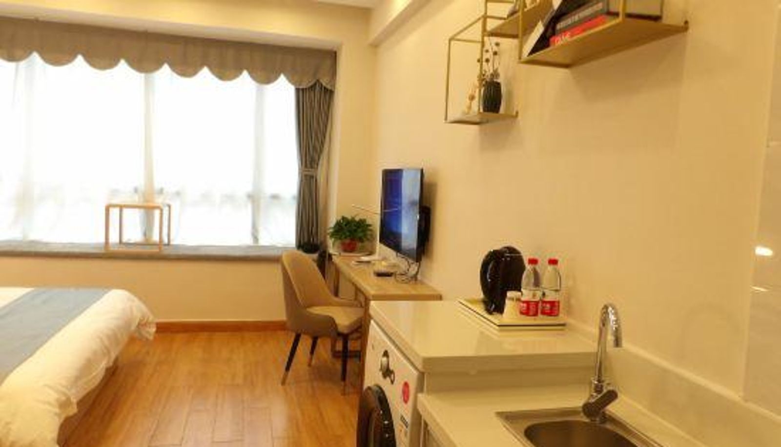 Chambre Business - Purple Night Yiju Cinema Apartment