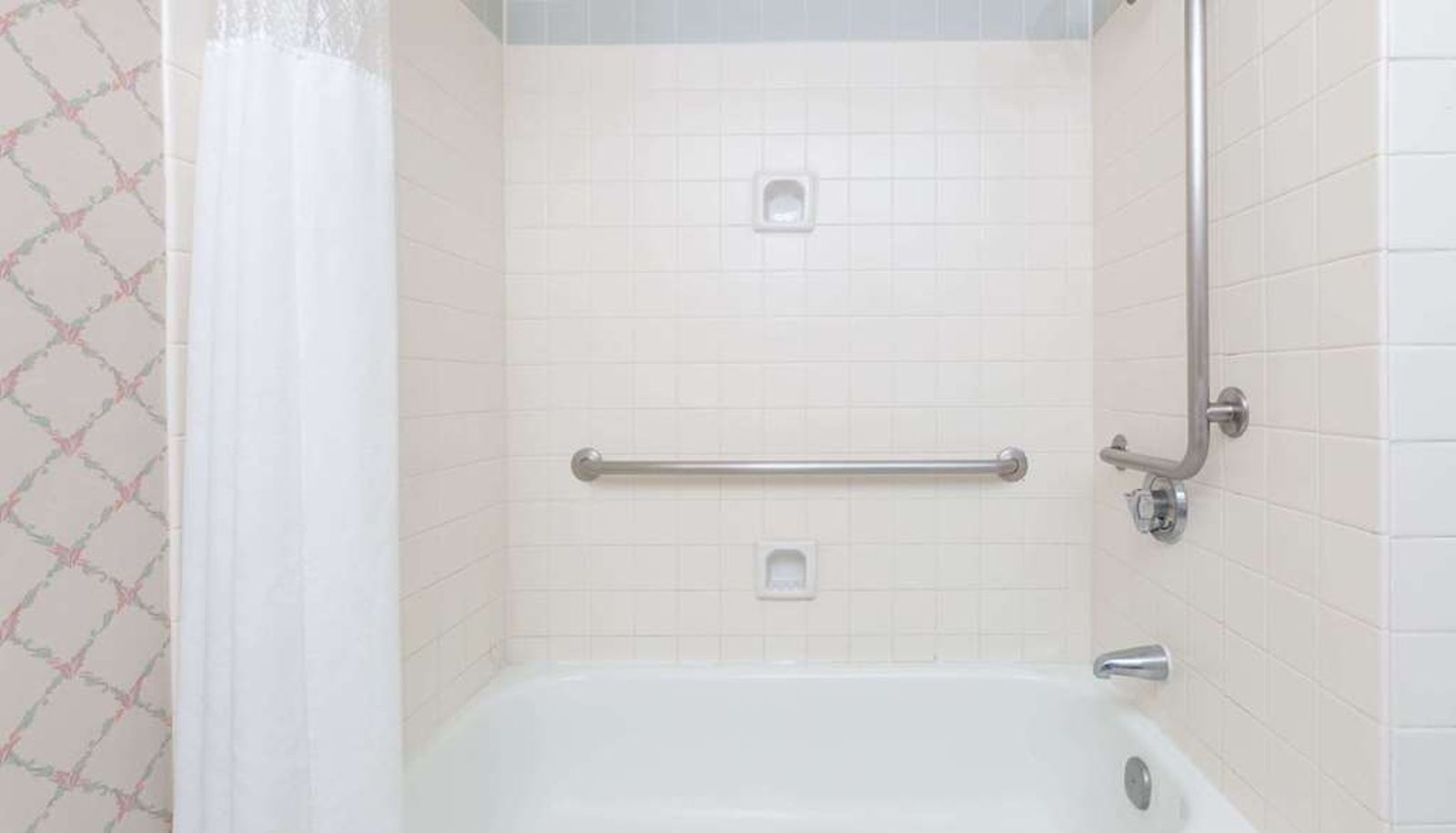 Zimmer - Ramada by Wyndham Hawthorne LAX / LA Stadium