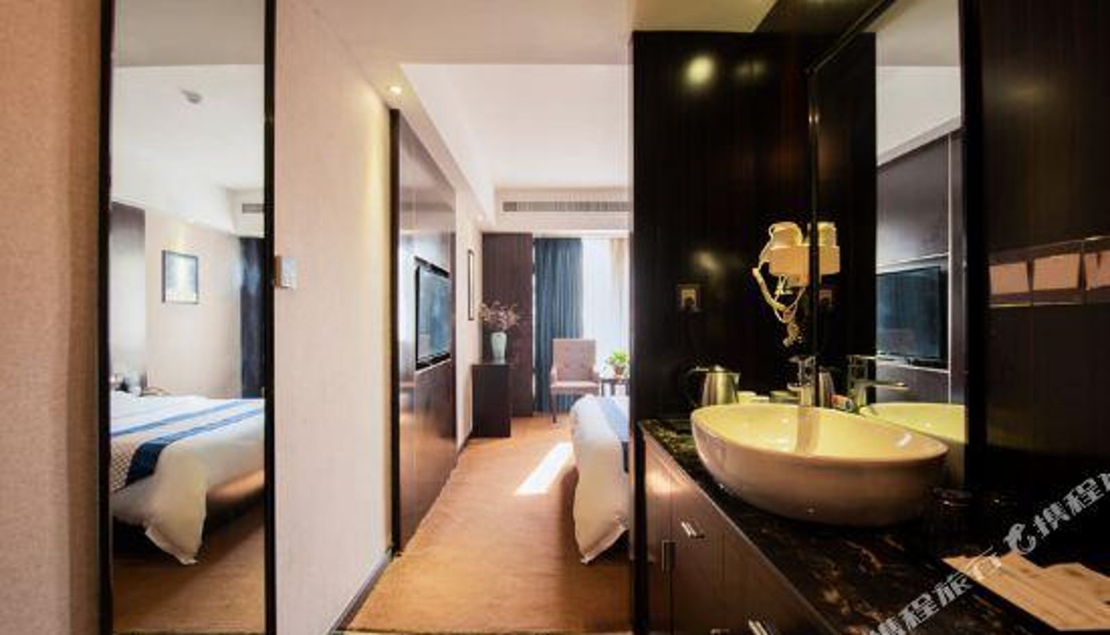 Business room - Meili Hotel (CITIC Plaza Subway Station Xiangfu Middle School Branch)