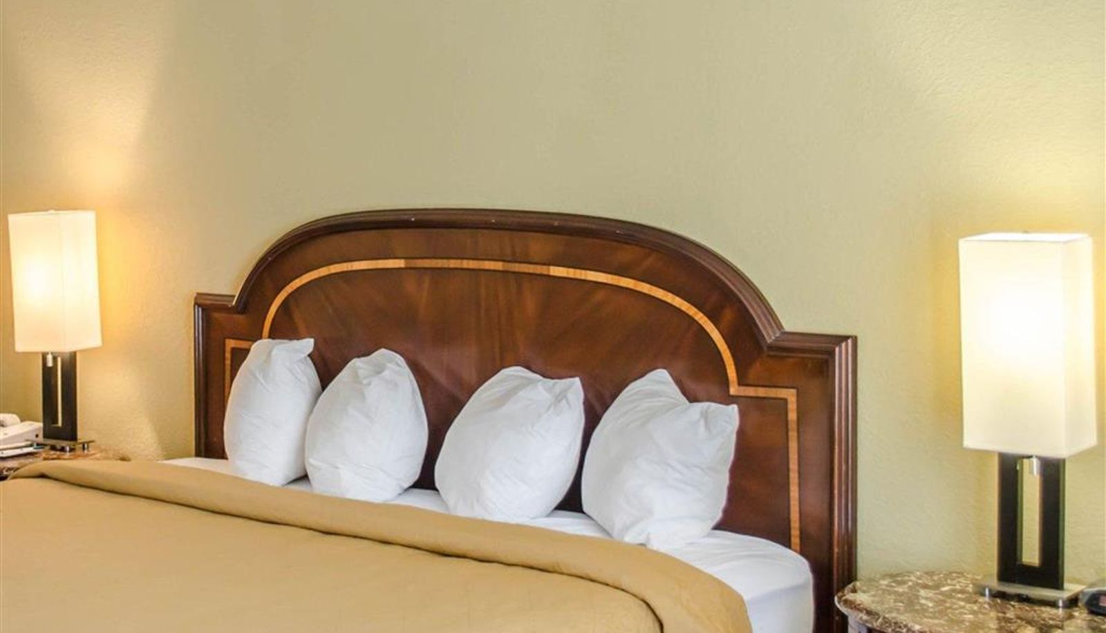 Camera - Quality Inn & Suites Pensacola Bayview