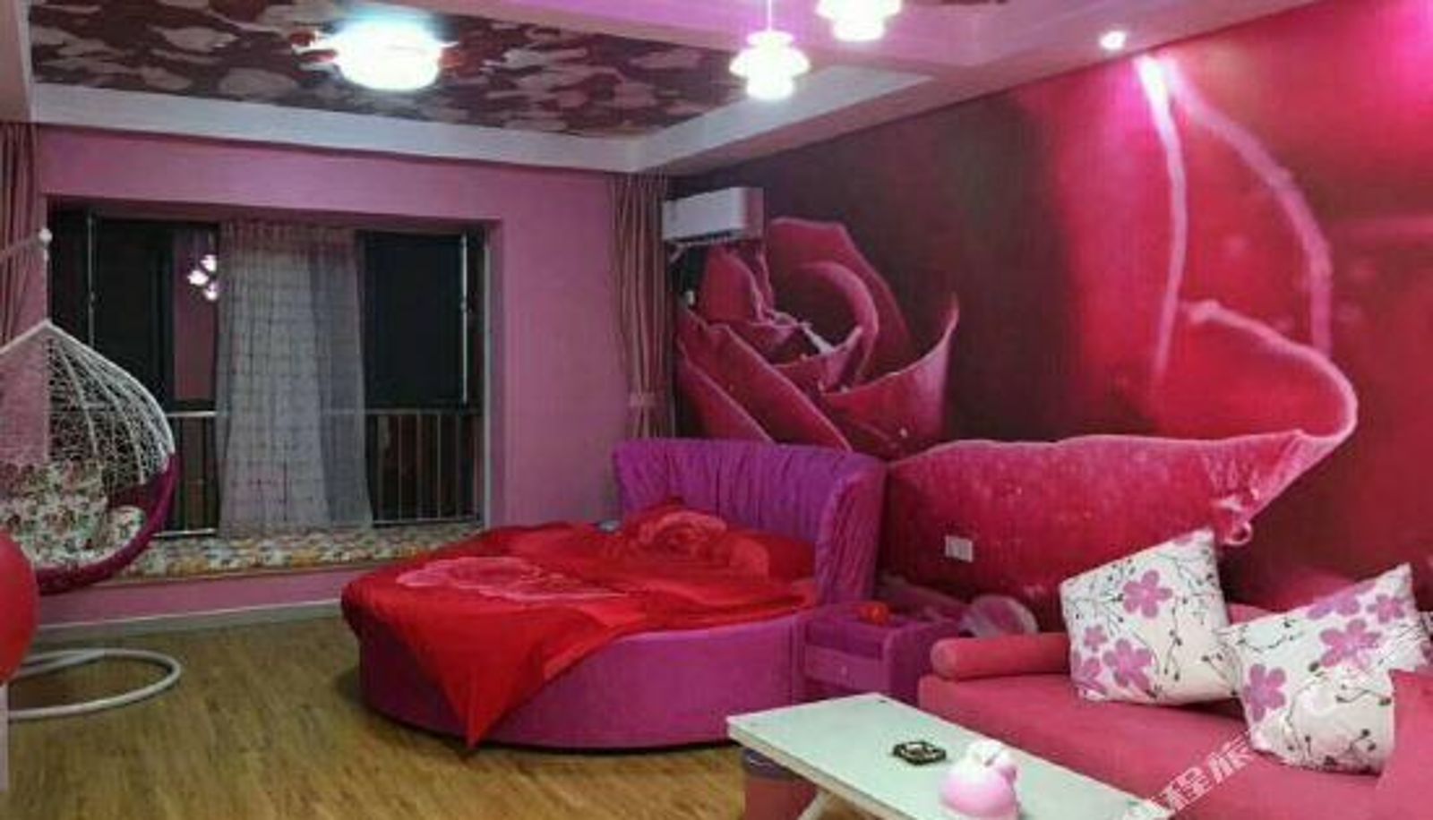 Camera - Mingquan Boutique Hotel Apartment (Jinan Guomao Apartment Store)