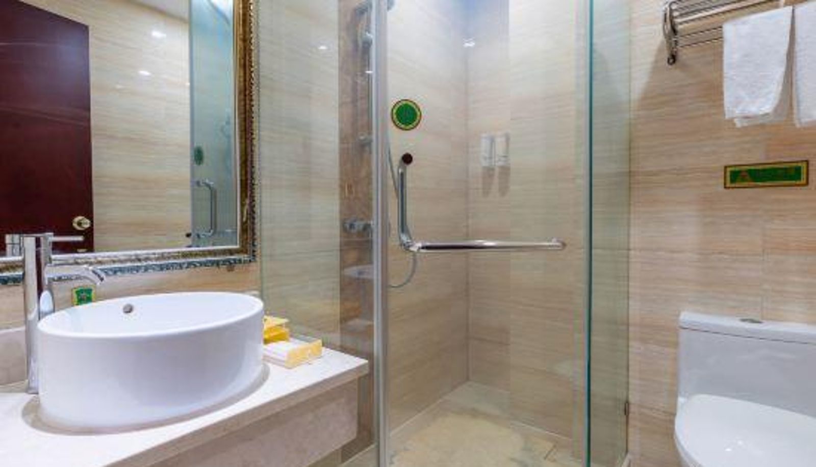 Kamer - Liancheng International Hotel (Harmony Plaza Provincial Hospital Store)