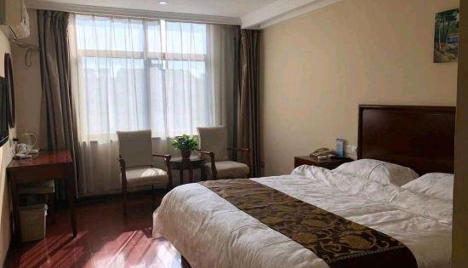 Zimmer - Yuncheng Xinjinma Hotel