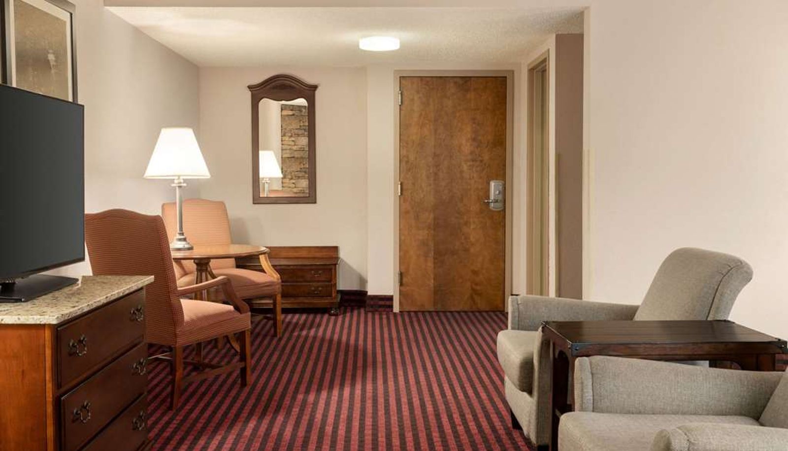 Suite - Ramada by Wyndham Pigeon Forge North