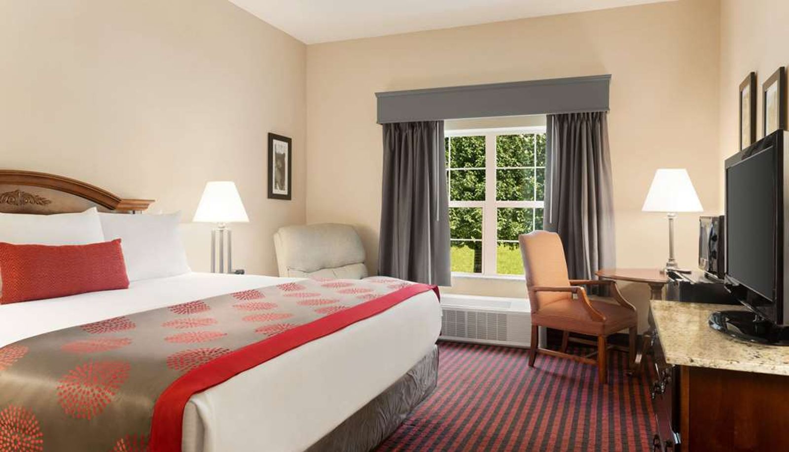 Camera - Ramada by Wyndham Pigeon Forge North