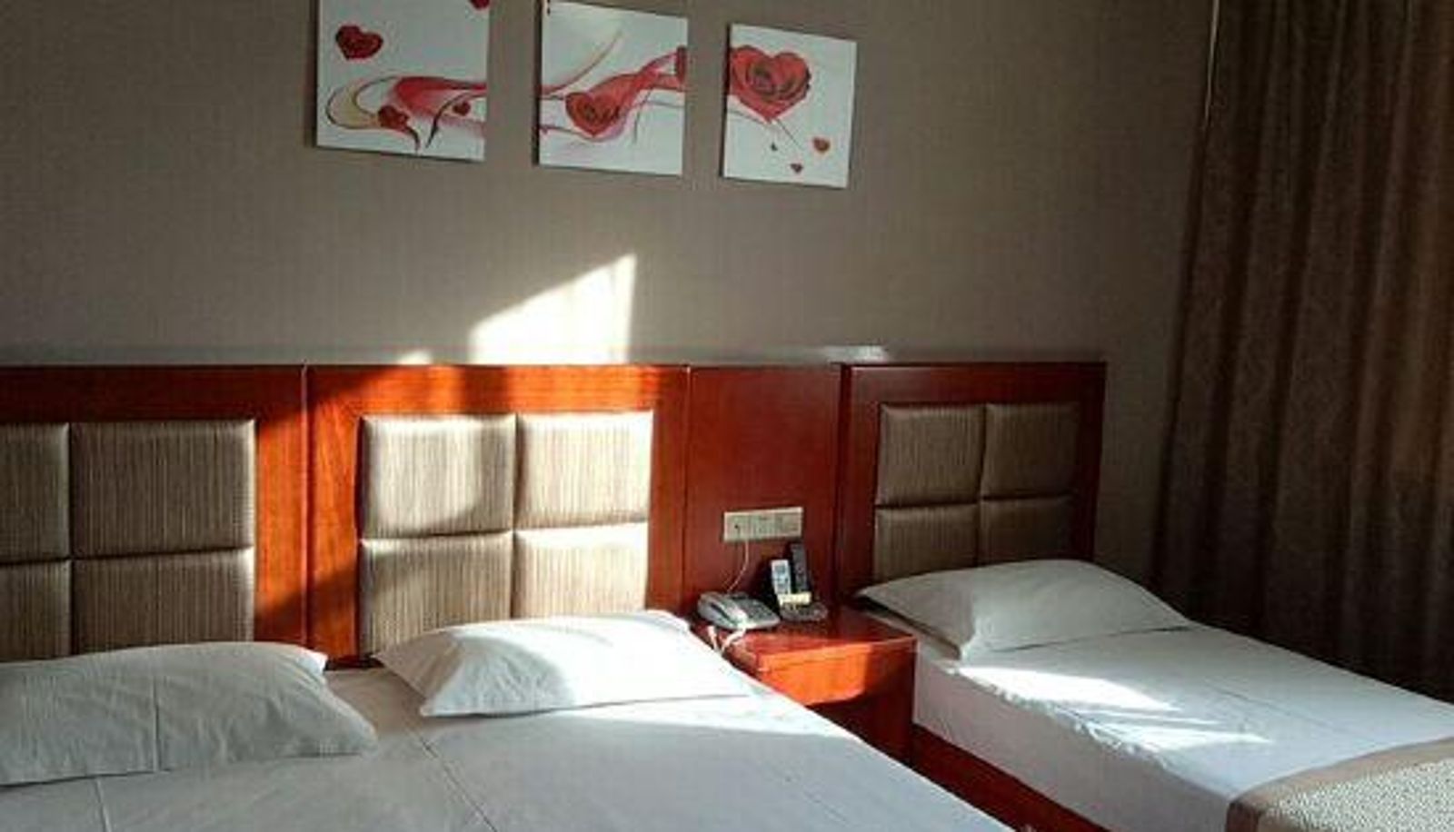 Widok wnętrza - Taiyuan Peace Express Hotel