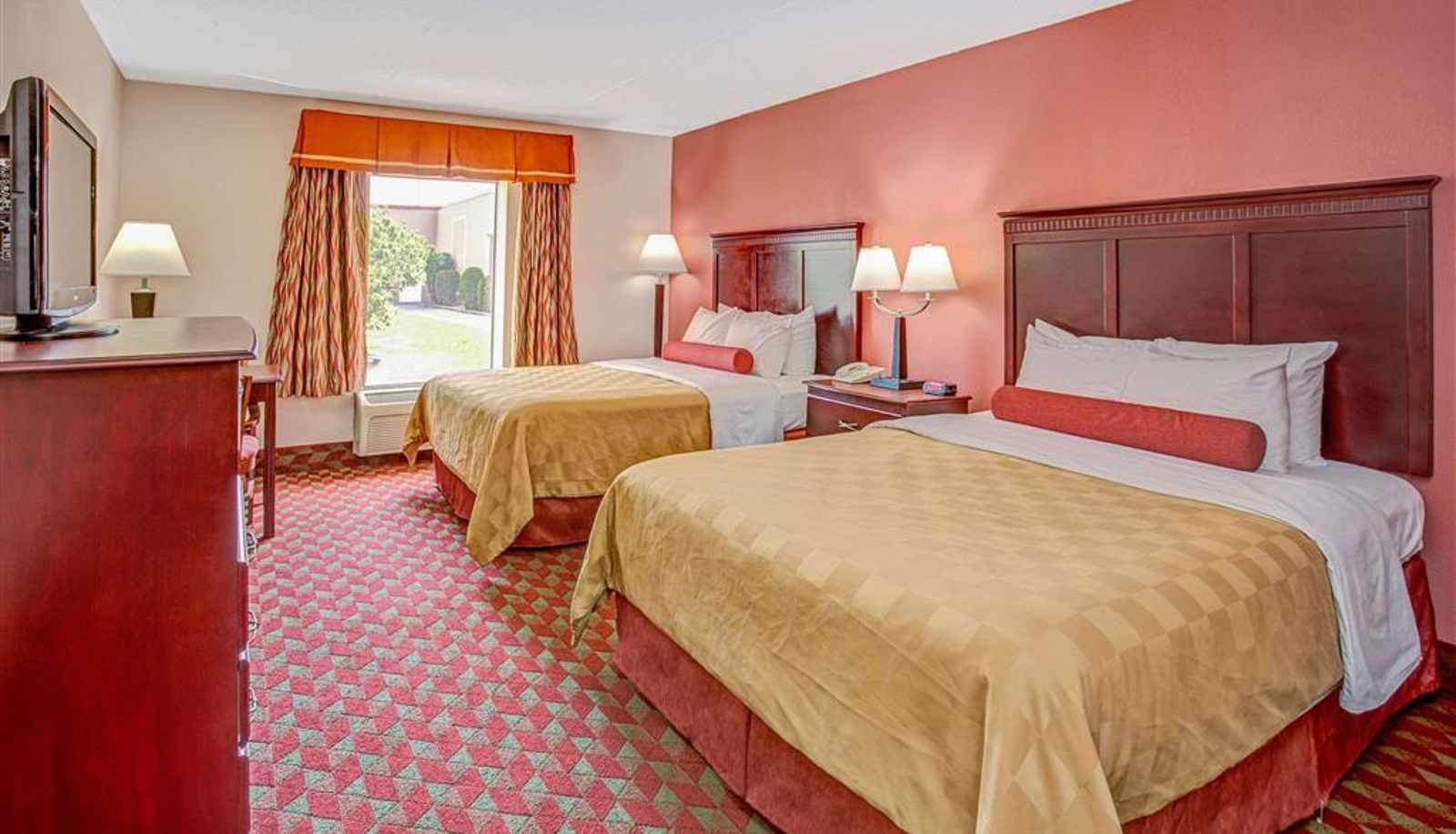 Zimmer - Ramada by Wyndham Murfreesboro