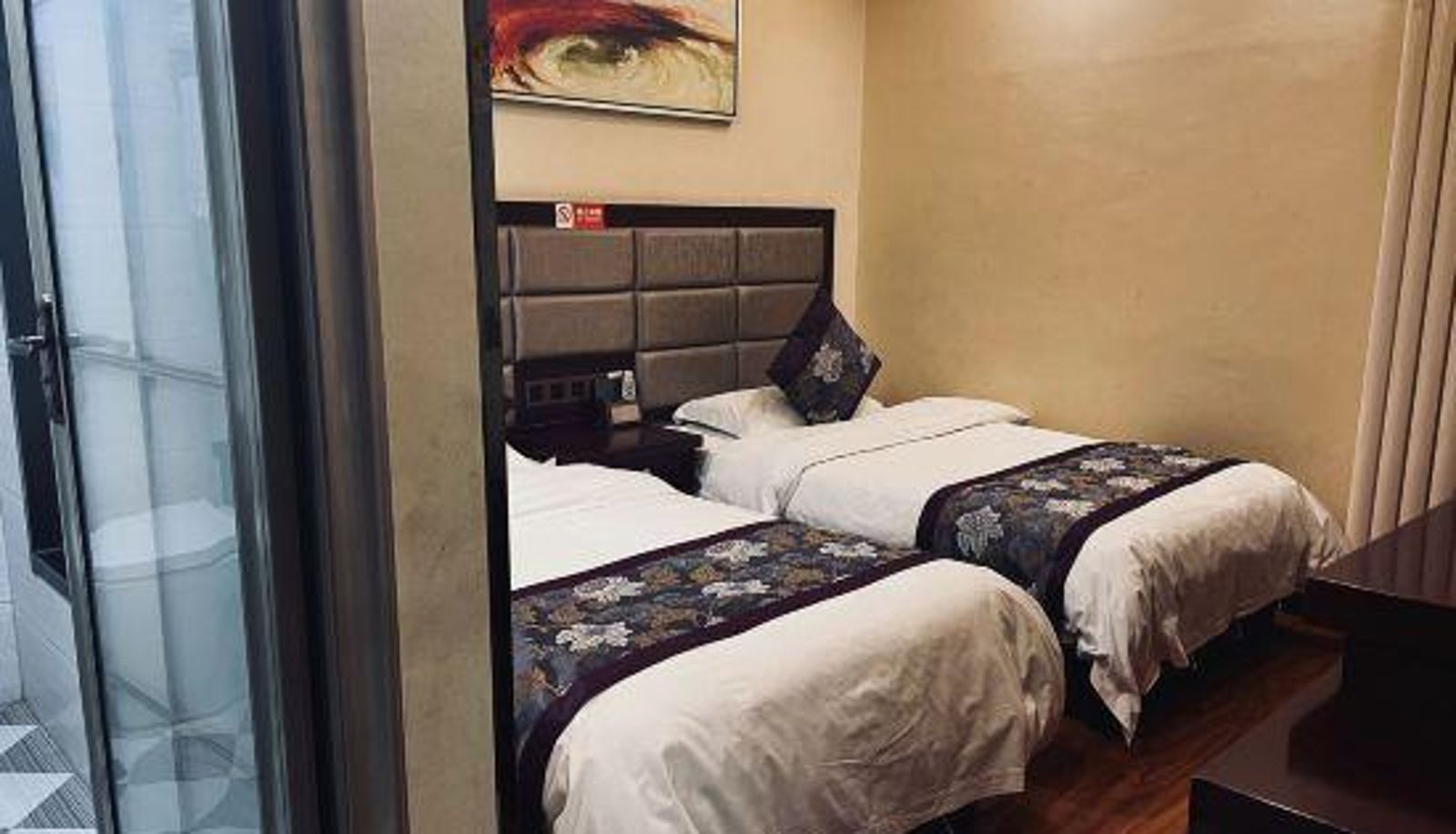Kamer - Lanzhou Ruitong Fashion Hotel