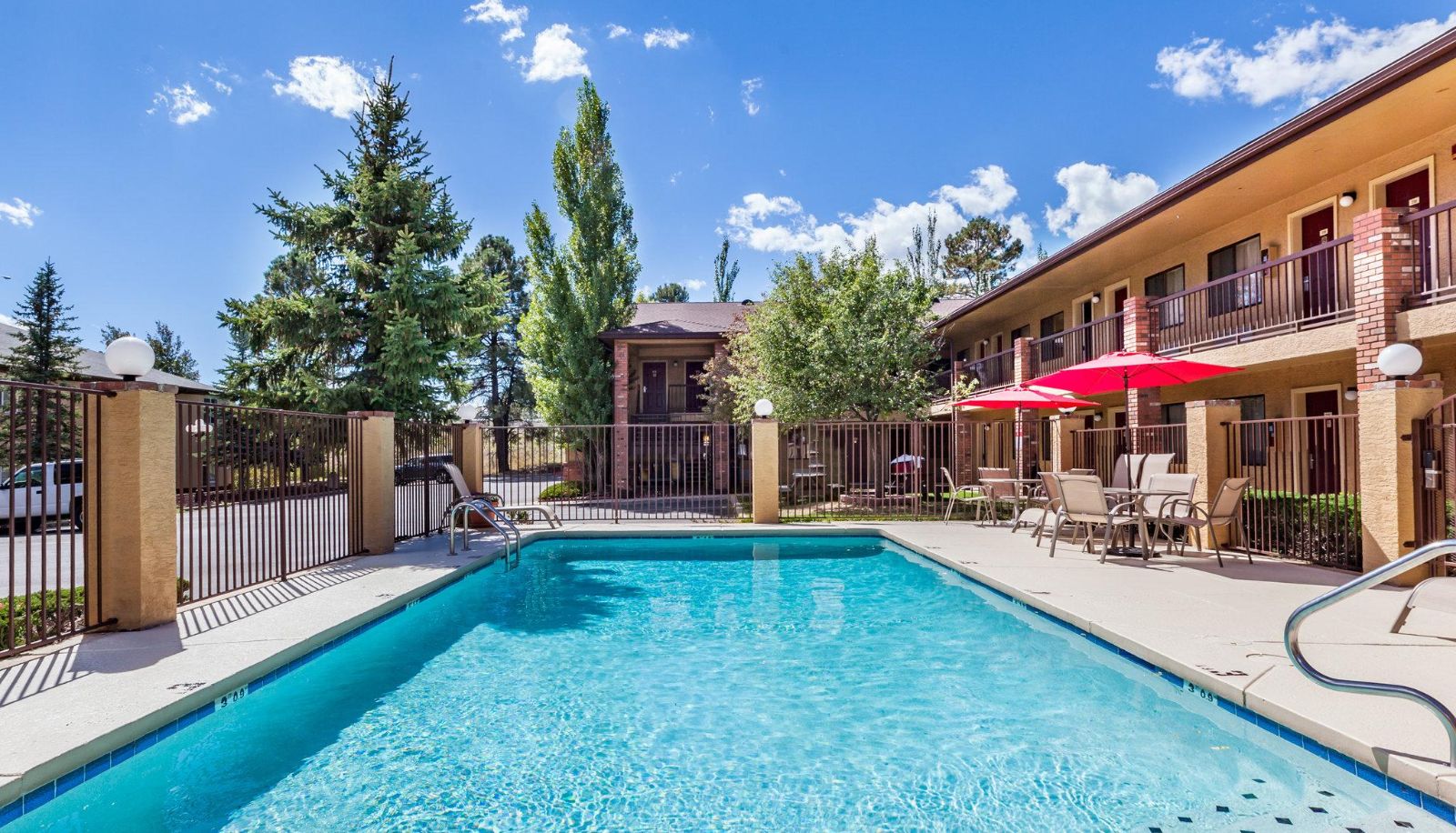 Zwembad - GREENTREE INN FLAGSTAFF