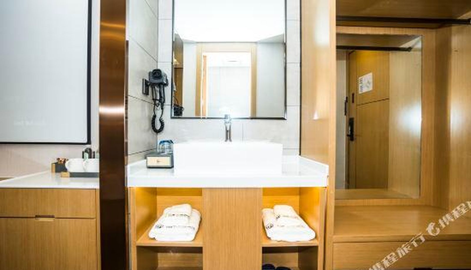 Camera - Guiyang Badu Cloud View Hotel