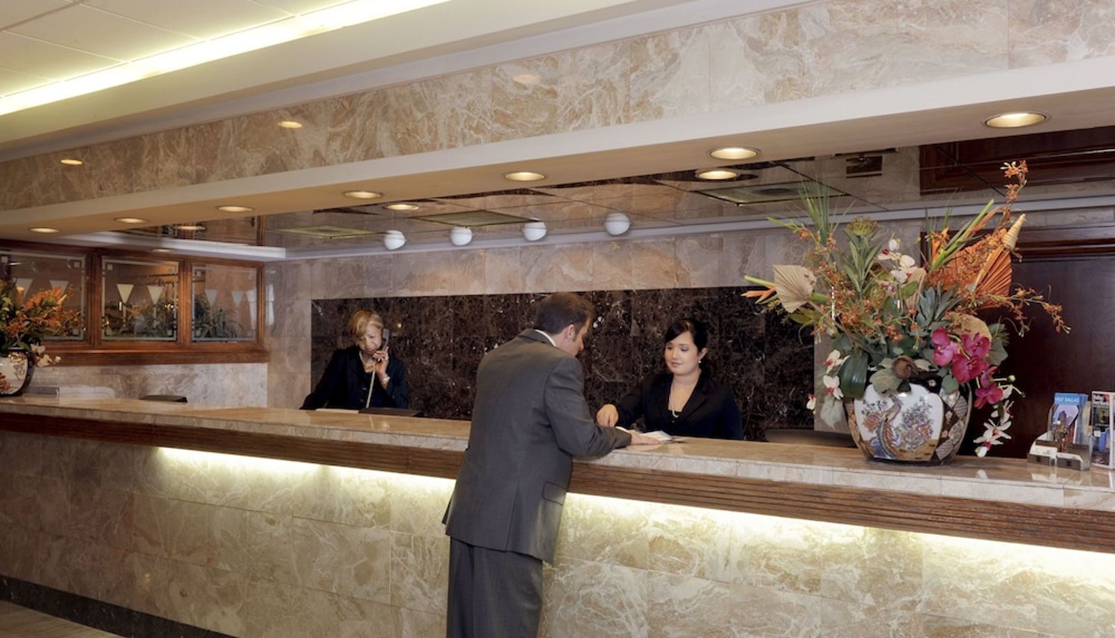 Reception - Sterling Hotel Dallas