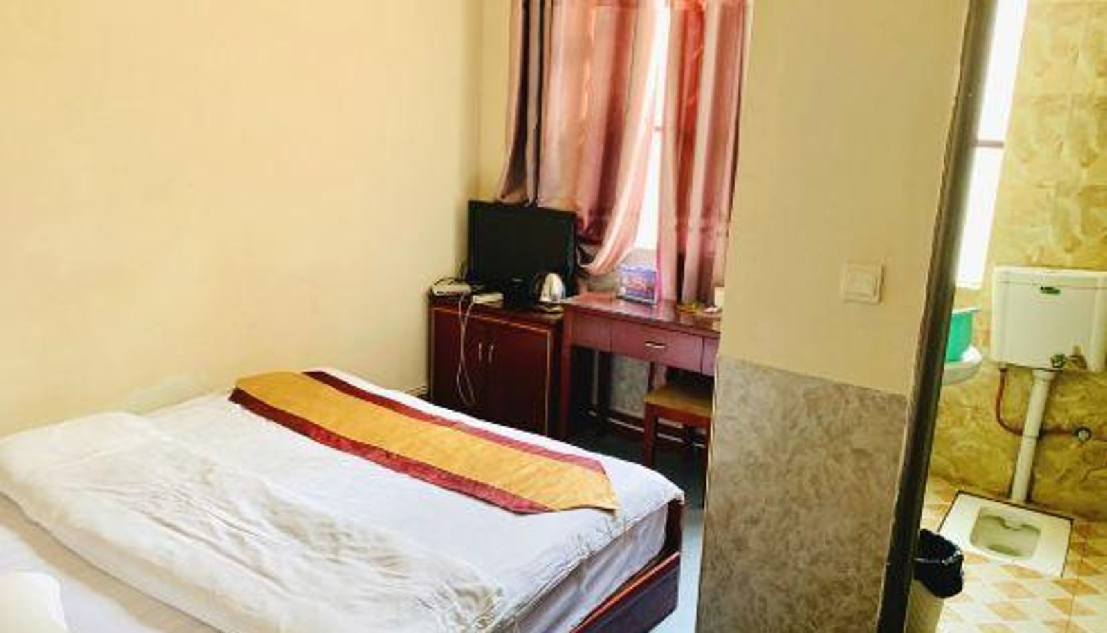 Room - Kunming Runhong Hotel