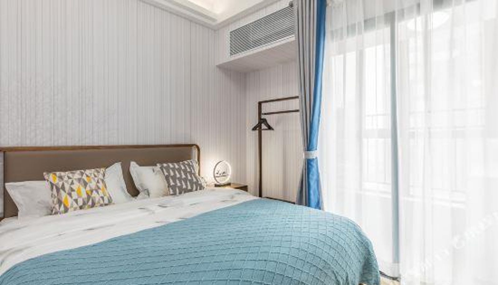 Room with mountain view - Relive International Apartment (Guangzhou Shaheding Wanjia Clothing Wholesale Market)