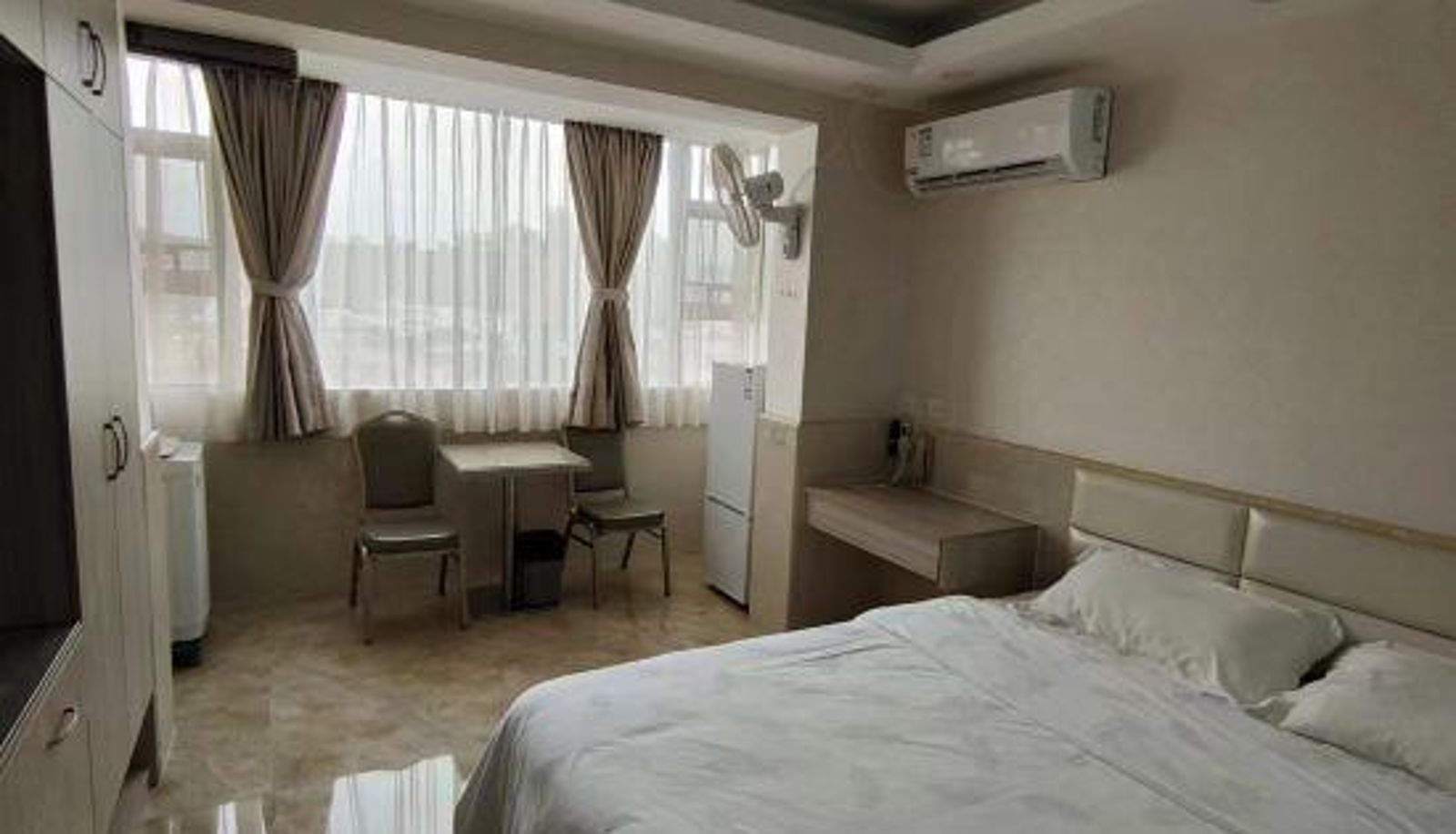 Camera business - Yuepanwan Hotel (Sun Yat-sen University)