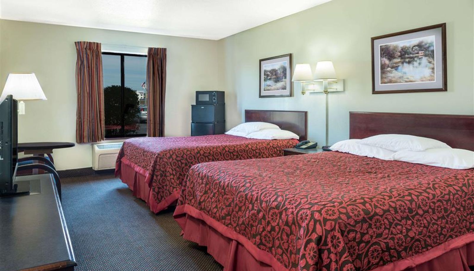 Zimmer - Days Inn by Wyndham Pontoon Beach