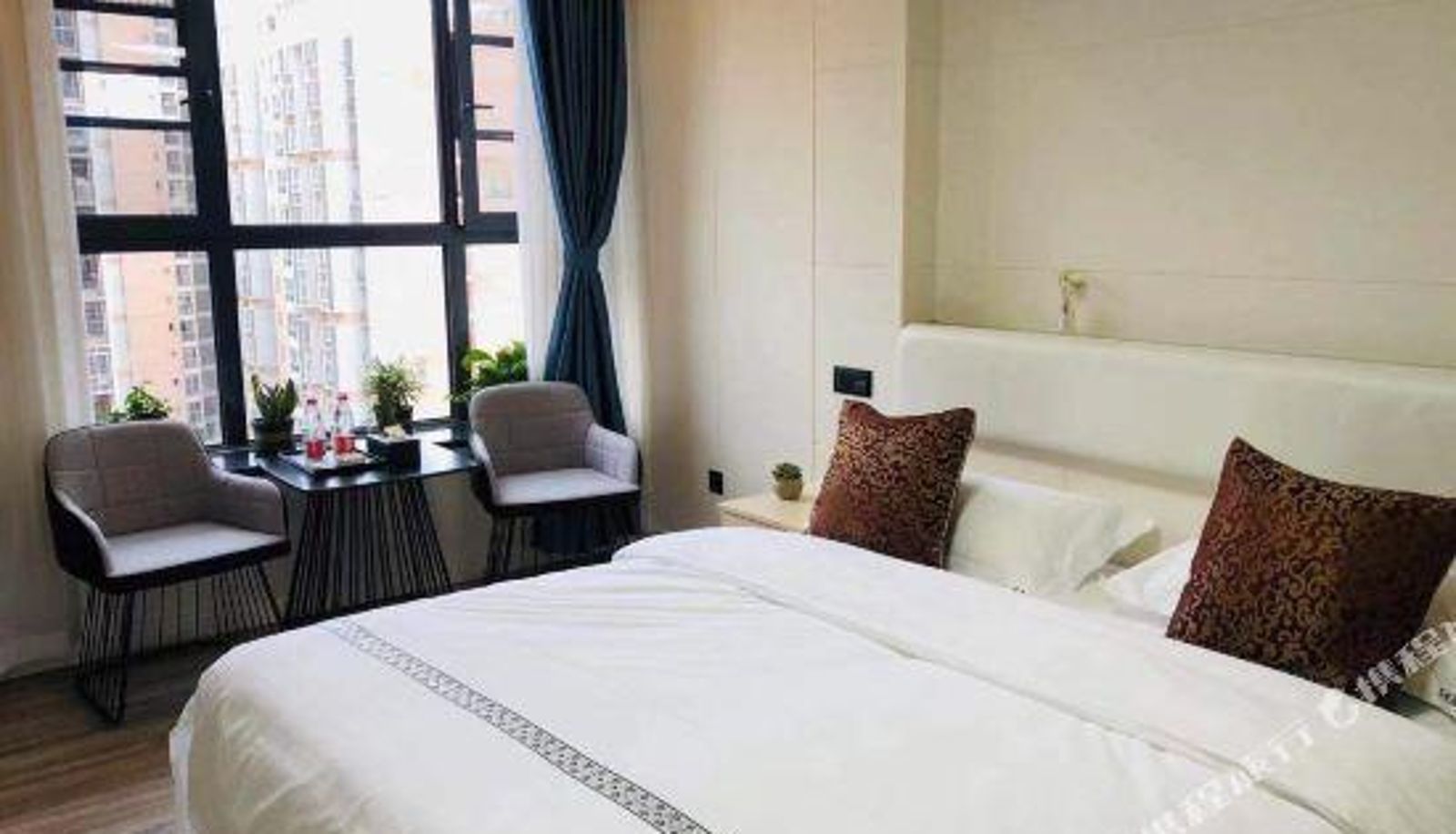 Zimmer - Chengdu Busheju Apartment