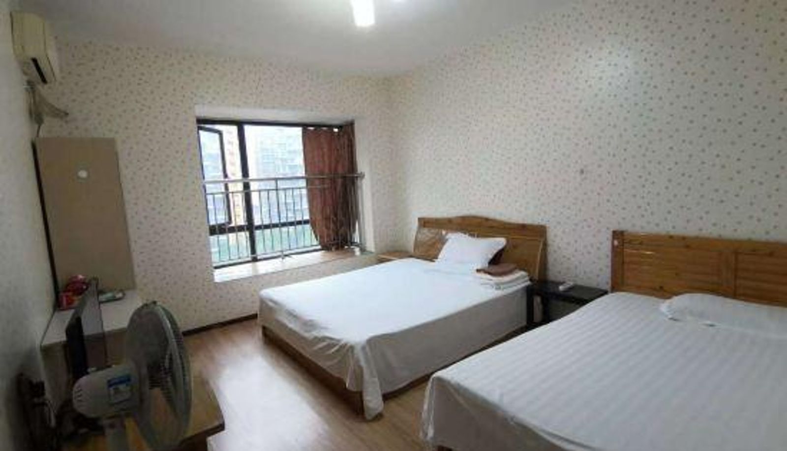 Zimmer - Chengdu Longquanyi Chengxin Apartment