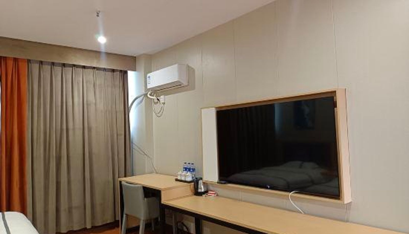 Room - Chengdu Leji Hotel (Shuangliu Airport Seaside City)