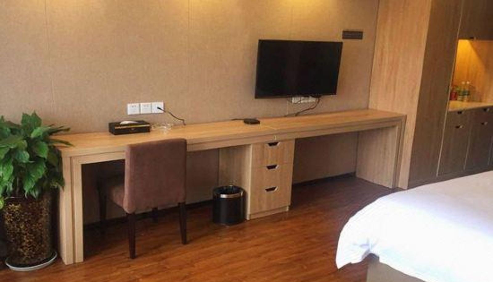 Kamer - Lantu Holiday Hotel