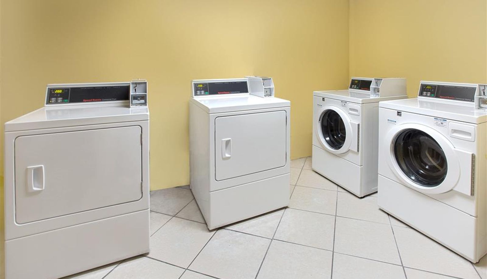 Innenbreich - Ramada by Wyndham Fort Lauderdale Airport/Cruise Port