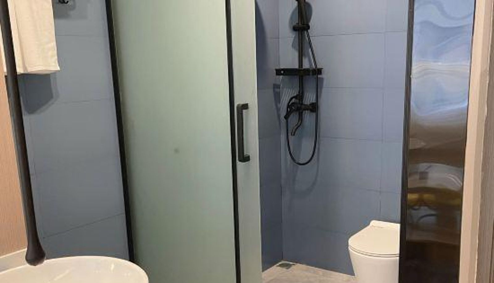 Kamer - Qinglan · She Hotel (Zhangjiajie Tianmen Aolai Store)
