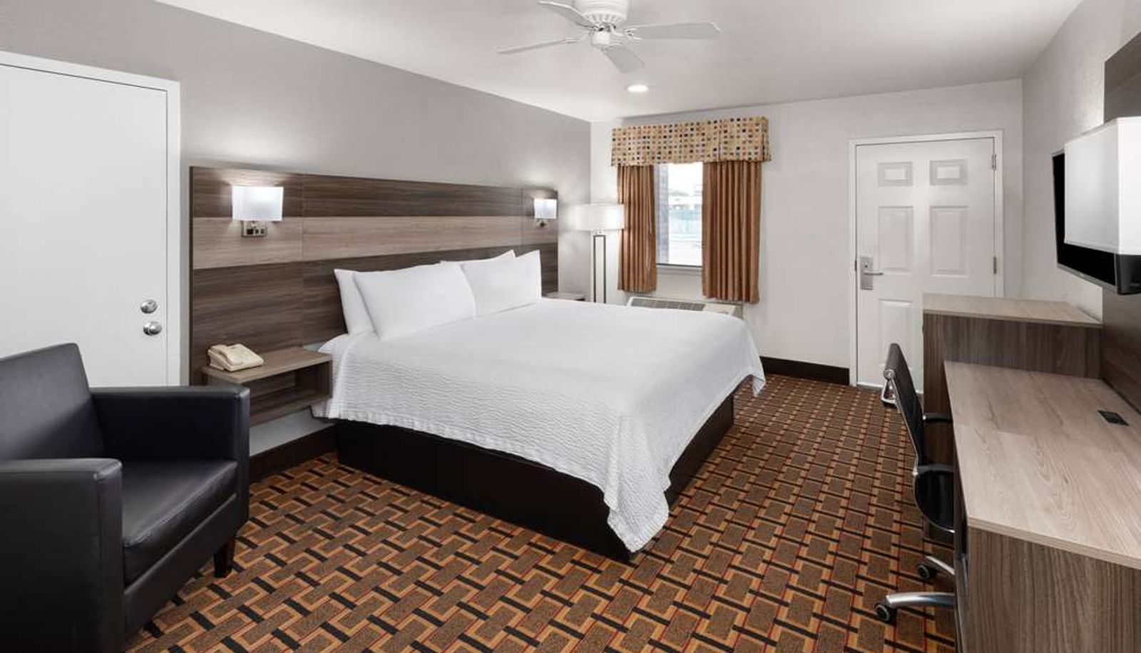 Camera - Ramada Limited San Angelo