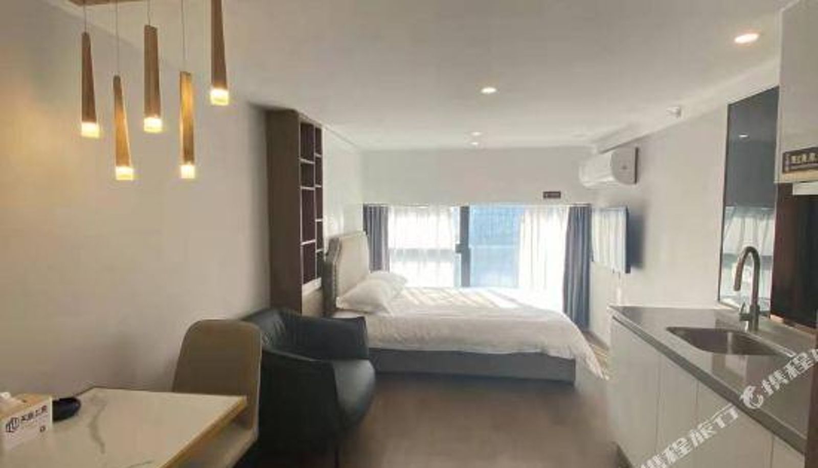 Zimmer - Tianyi Shangjia Apartment (Haiwei Tiandi Binjiang Yintai Branch)