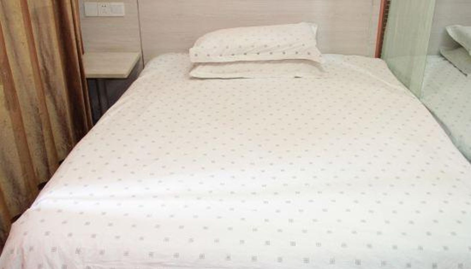 Zimmer - City Holiday Hostel
