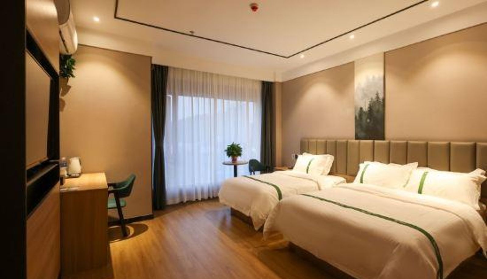 Familienzimmer - Wuxi)  Huishan District Greentree Inn (Sunshine 100