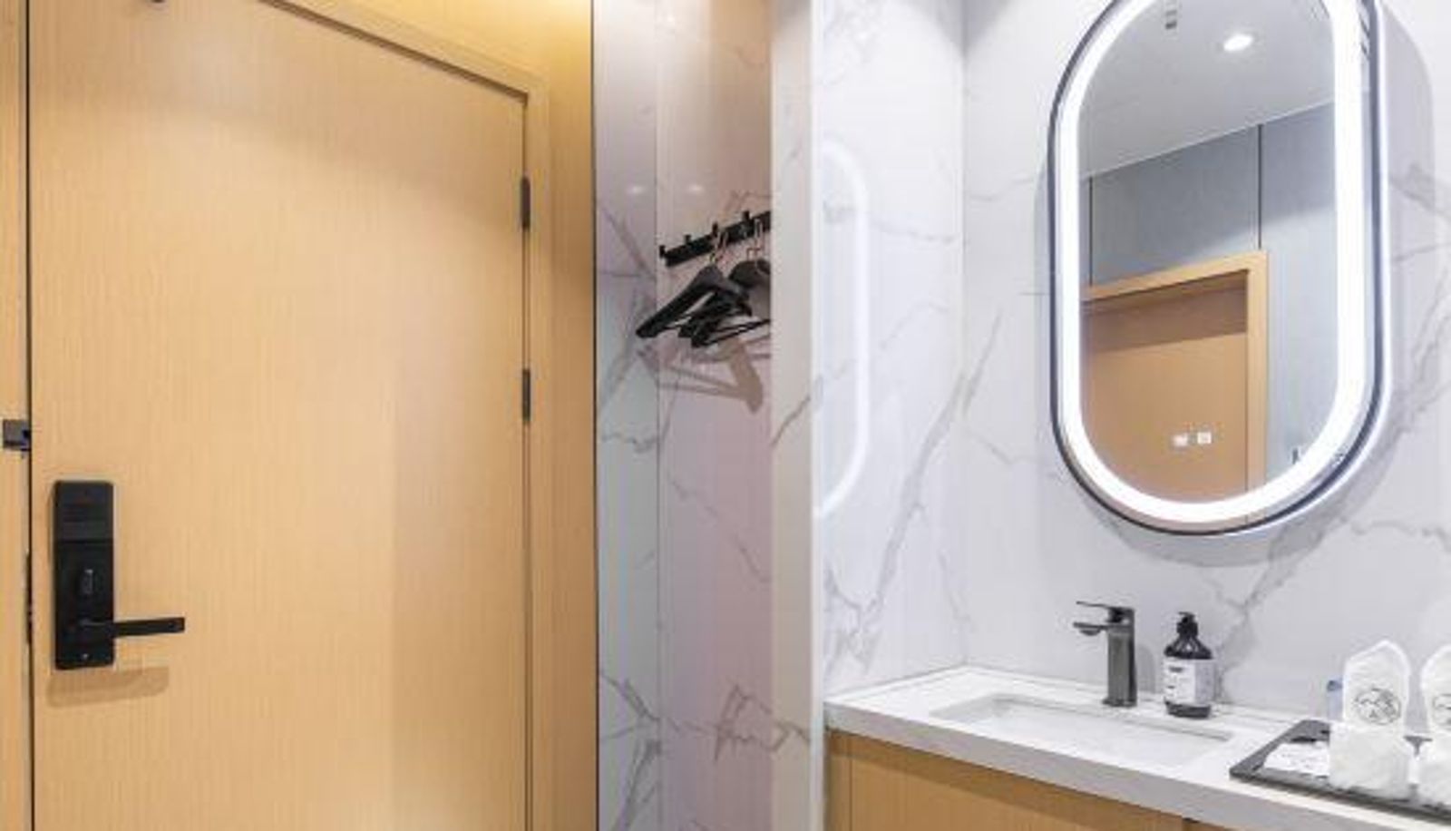 Kamer - Qingmu Platinum Hotel (Nanjing Pukou Wende Road Subway Station)