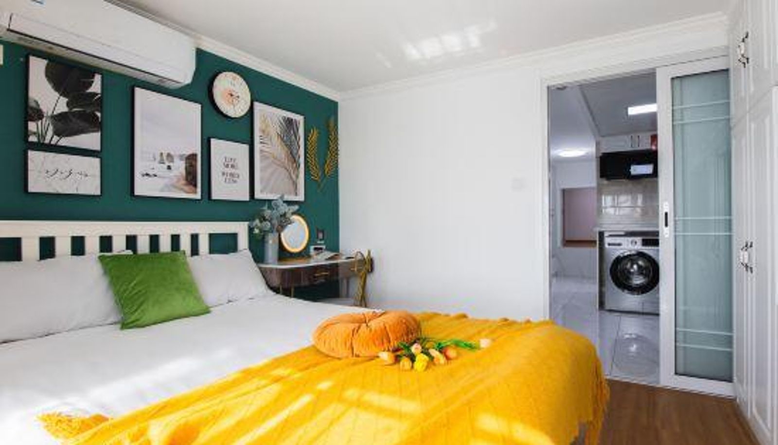 Room - Mansu Cinema Hotel Apartment (Xinghuo Road Subway Station)