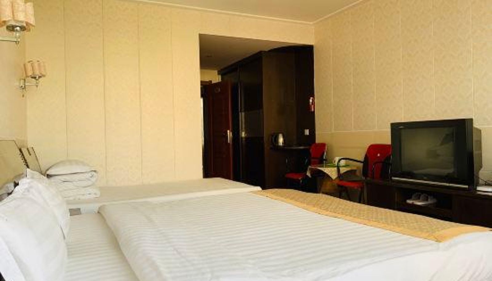 Chambre Familiale - Nanjing Qicaiwan Hotel