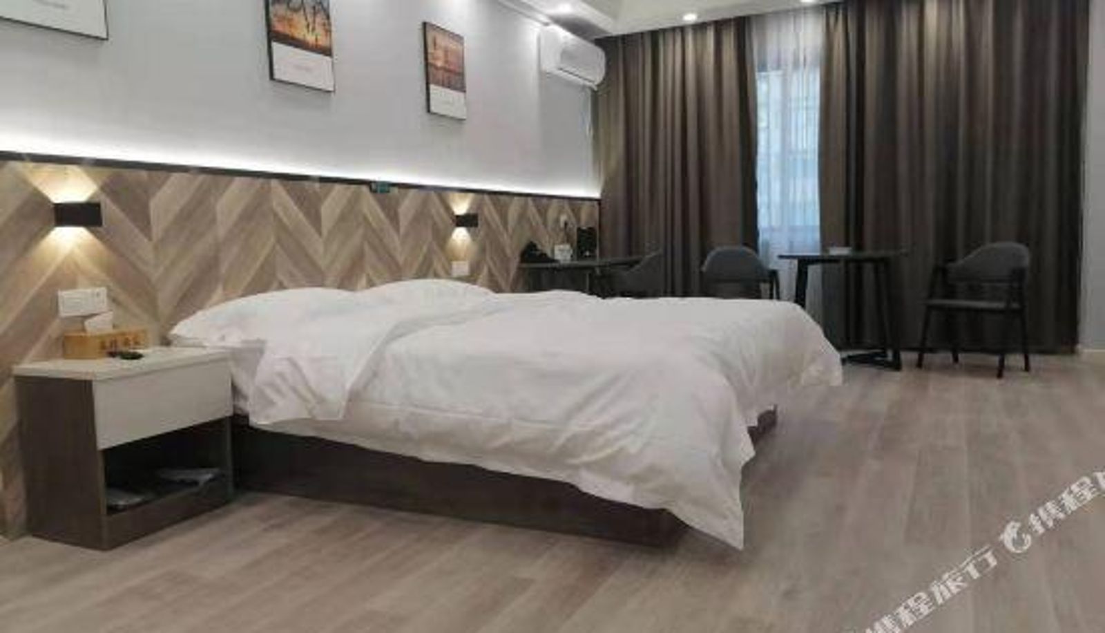 Kamer - Beautiful Orange Apartment