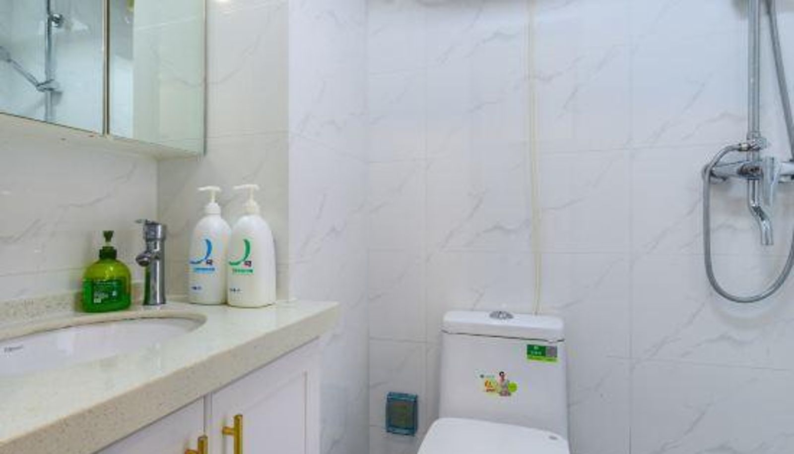 Zimmer - Yike Holiday Apartment (Qingdao Taidong CBD Shop)
