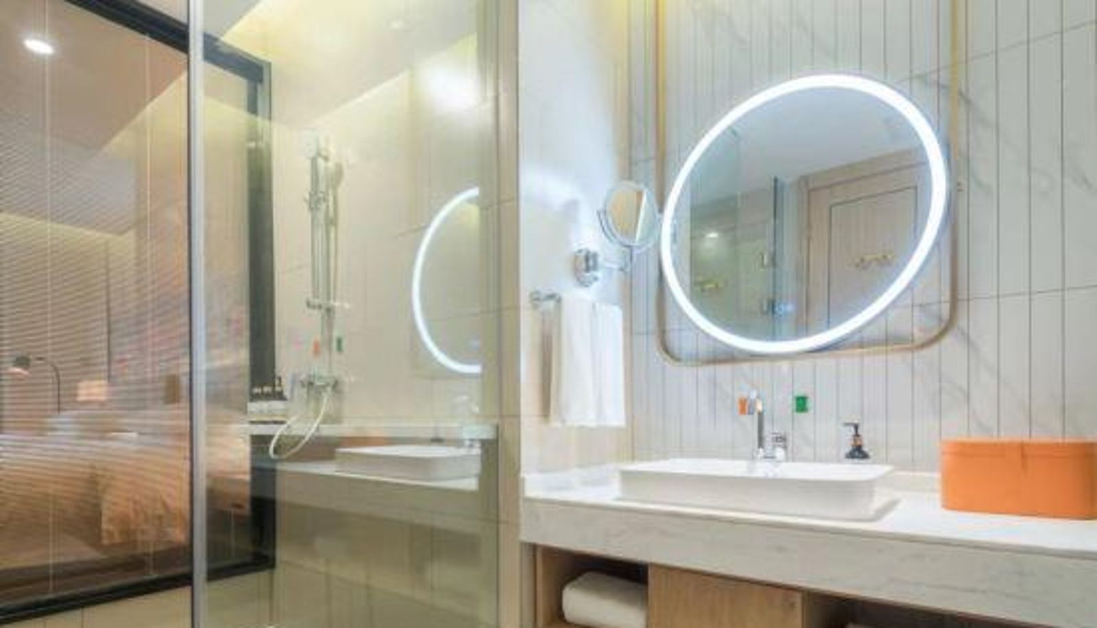 Chambre Business - Chongqing)  Dadukou Vienna International Hotel (Wanda Plaza