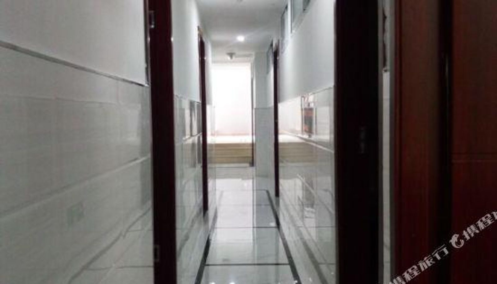 Receptie - Chongqing North Station Linhai Apartment
