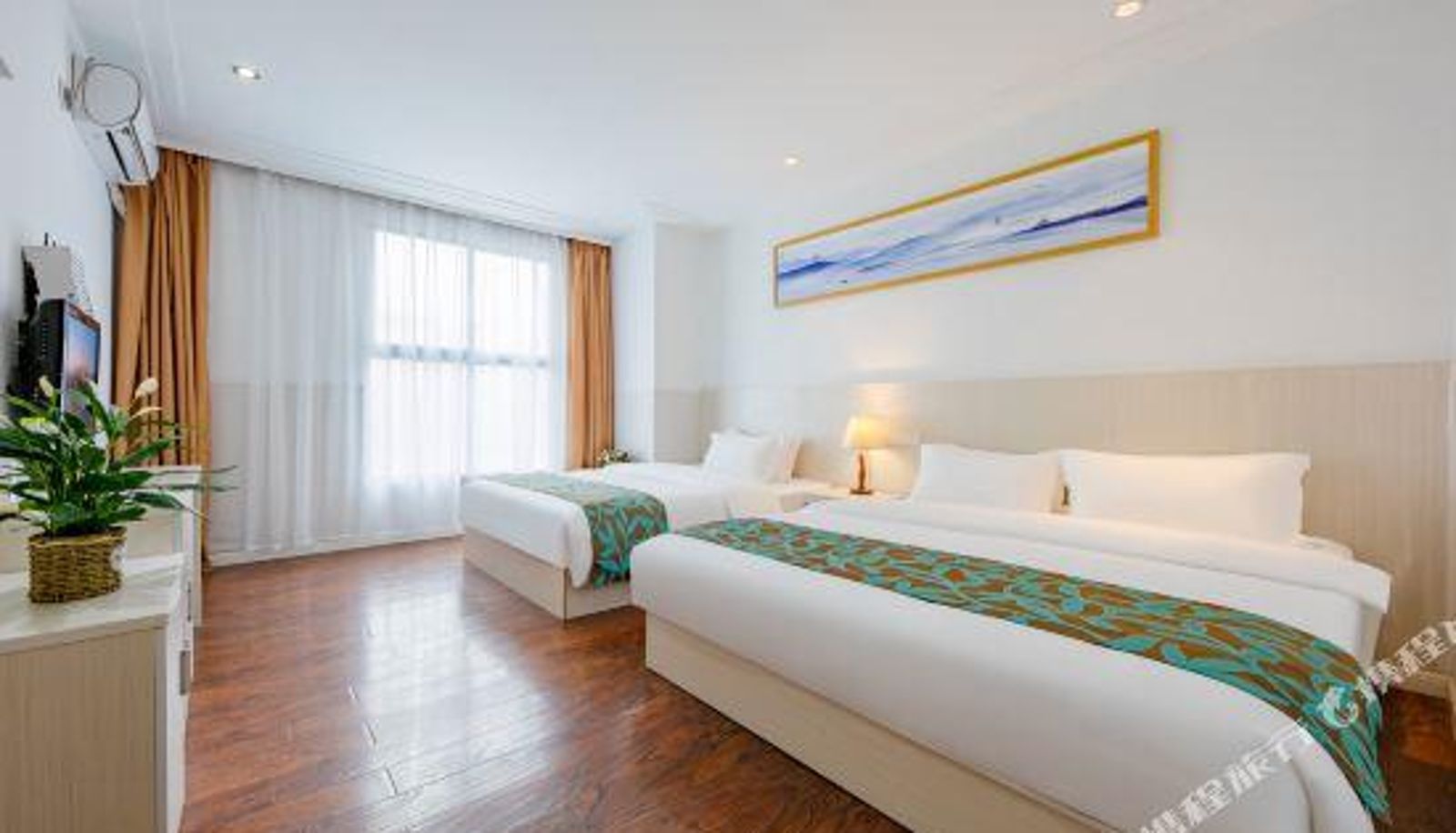 Zimmer - Jinshatian Street) Xinghao Hotel (Shapingba High Speed Rail Station Store