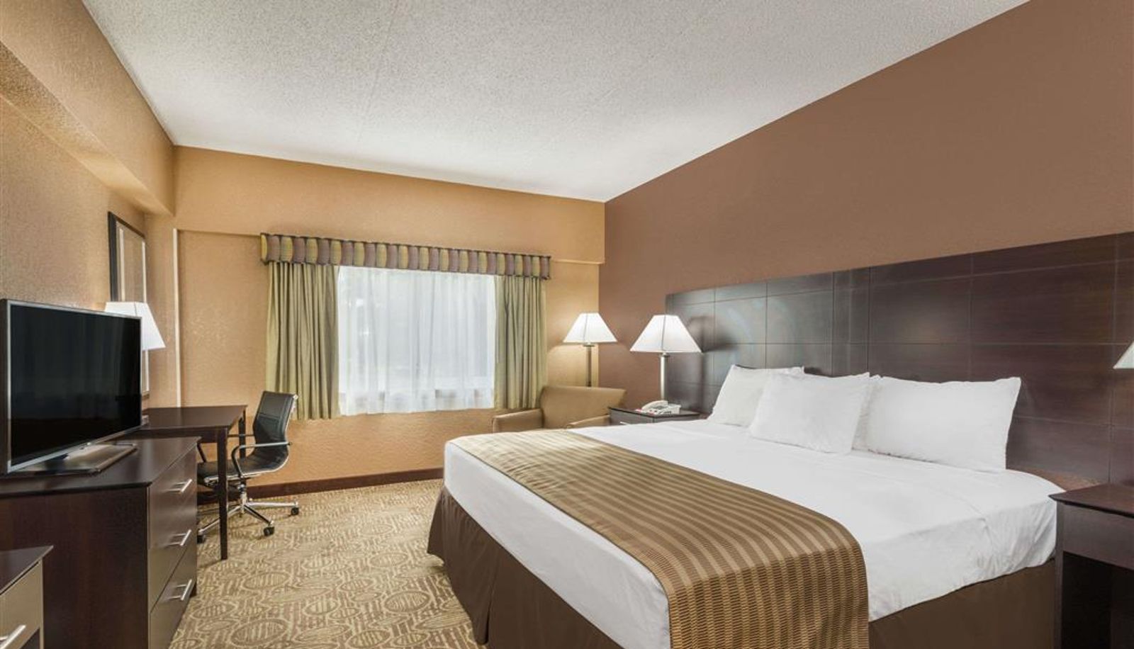 Pokój - Ramada by Wyndham Paintsville Hotel & Conference Center