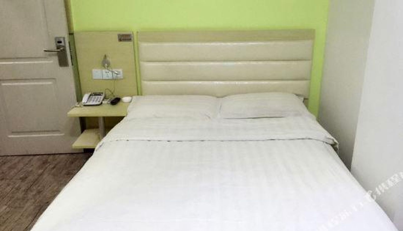 Camera - Tianjin Zhiting Express Hotel