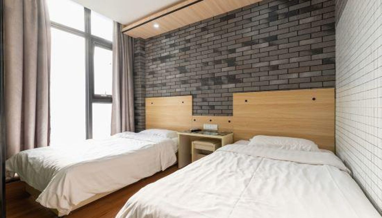 Camera - Tianjin Zhiting Express Hotel
