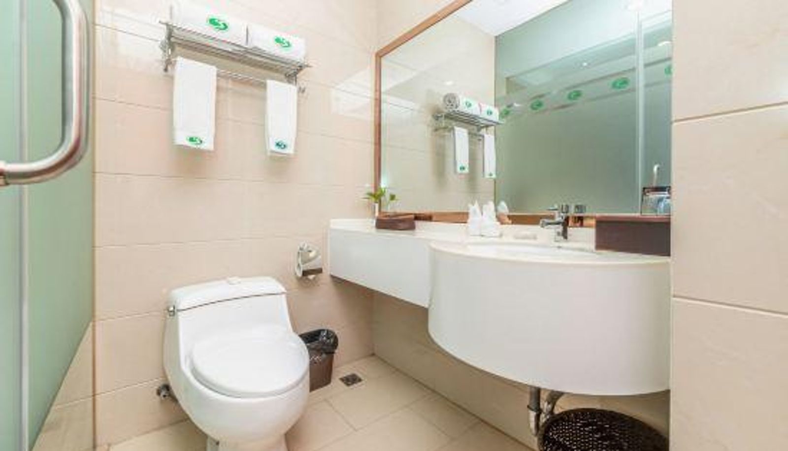Camera business - Sunpark View Hotel