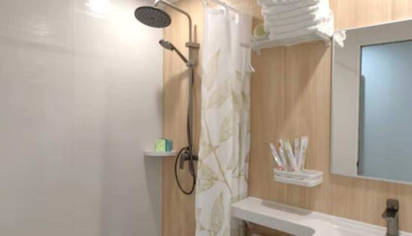Zimmer - Xinfadi Express Hotel (Beijing Xinfadi Metro Station)