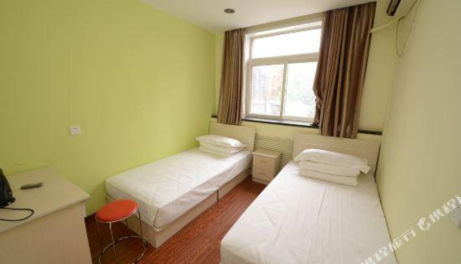 Zimmer - Huitong Jiufang Hotel (Beijing Xibianmen)