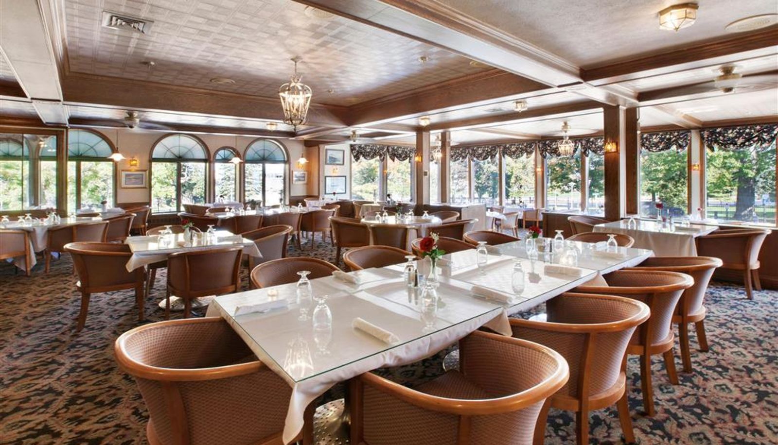 Restaurant - Trademark Collection by Wyndham The Hotel Ojibway