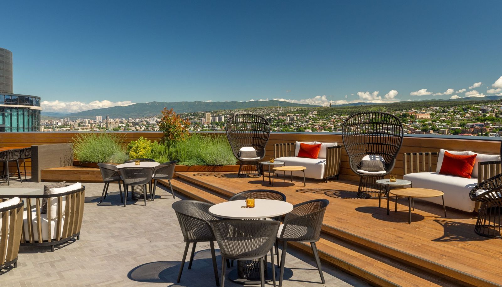 Bar - Paragraph Freedom Square a Luxury Collection Hotel Tbilisi