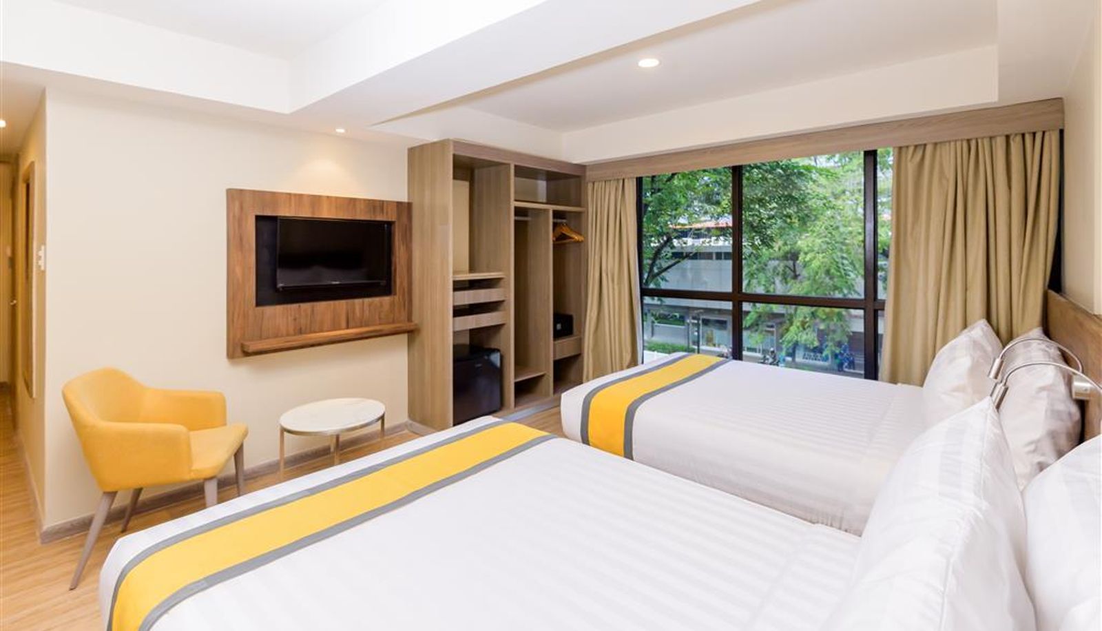 Zimmer - SureStay Plus by Best Western Cebu City