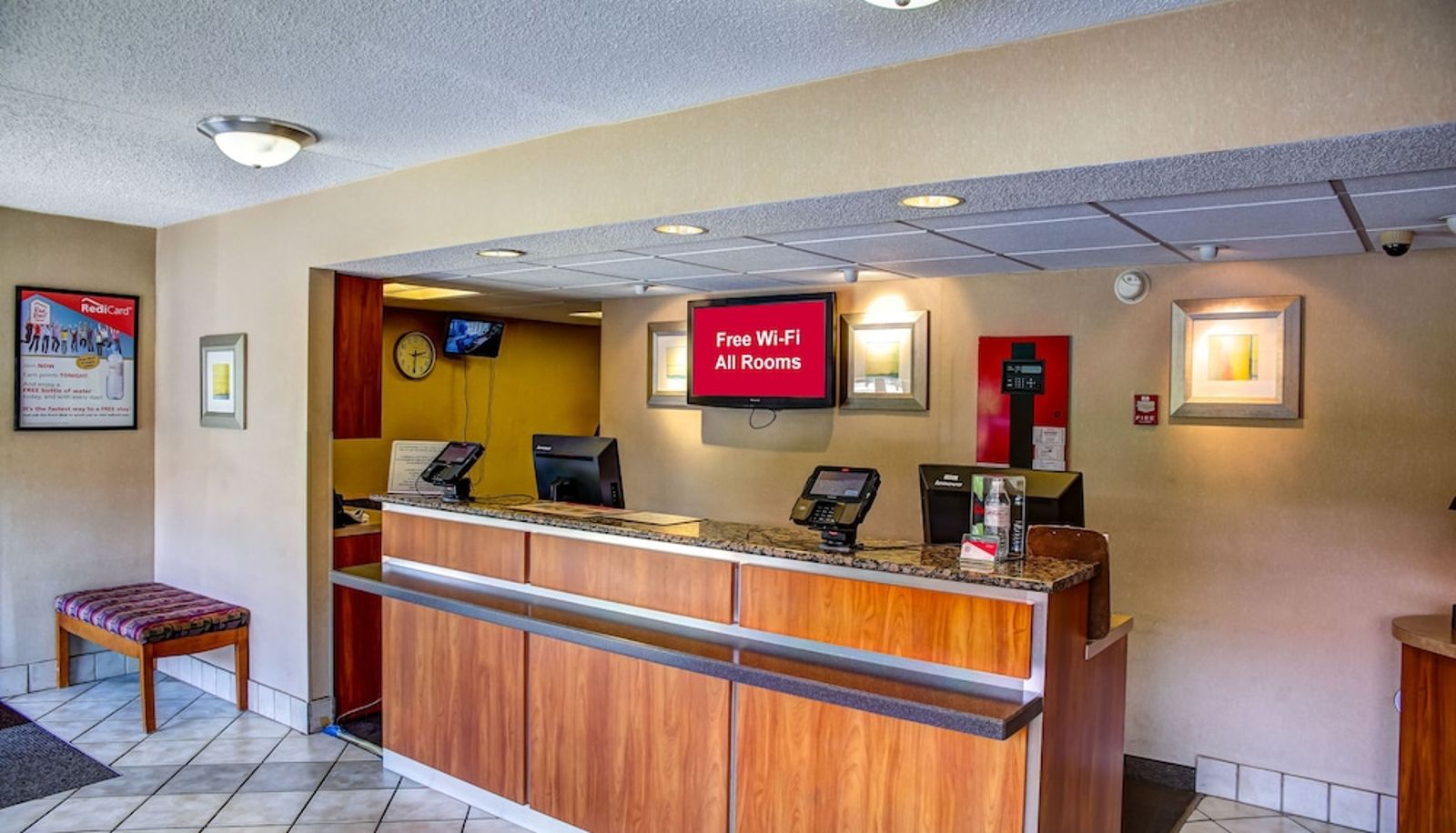 Hall - Red Roof Inn Pensacola - I-10 at Davis Highway