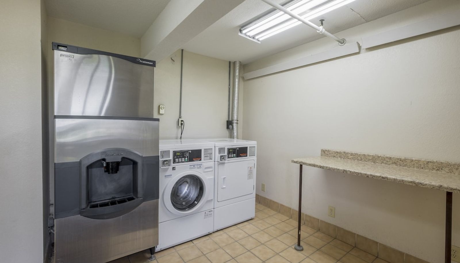 Info - Red Roof Inn Cincinnati - Sharonville