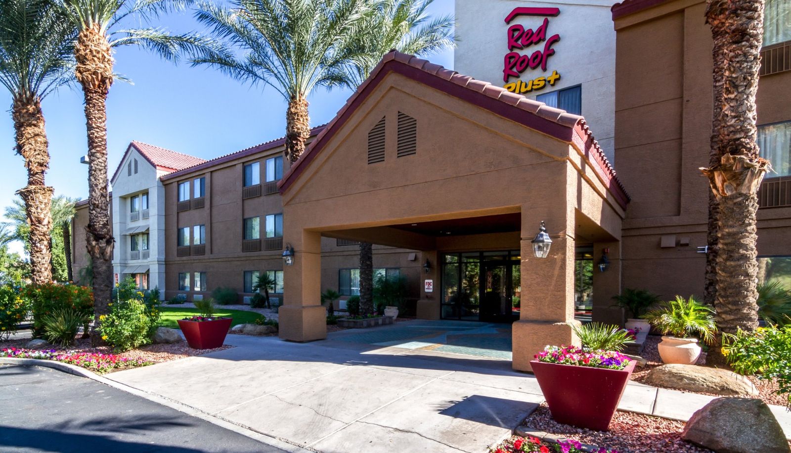 Información - Red Roof PLUS+ Tempe - Phoenix Airport